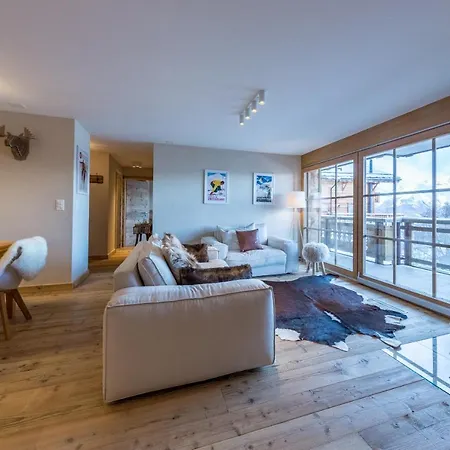 Apartment 2 Bedroom - Close Lift - R27