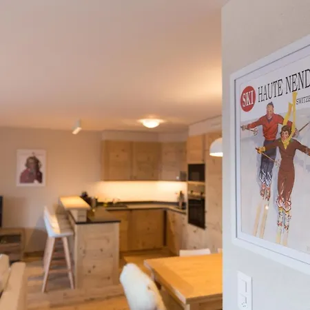 2 Bedroom - Close Lift - R27 公寓
