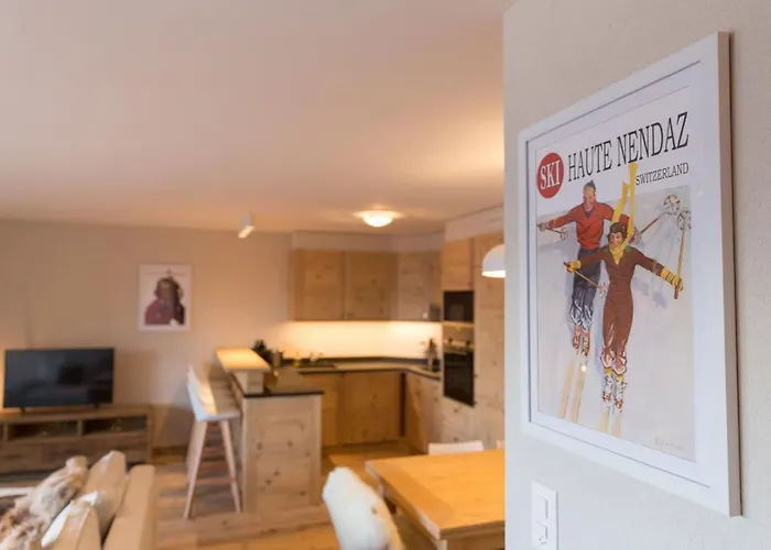 2 Bedroom - Close Lift - R27 Apartament