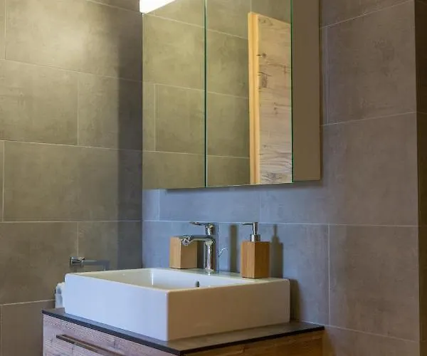 2 Bedroom - Close Lift - R27 Nendaz